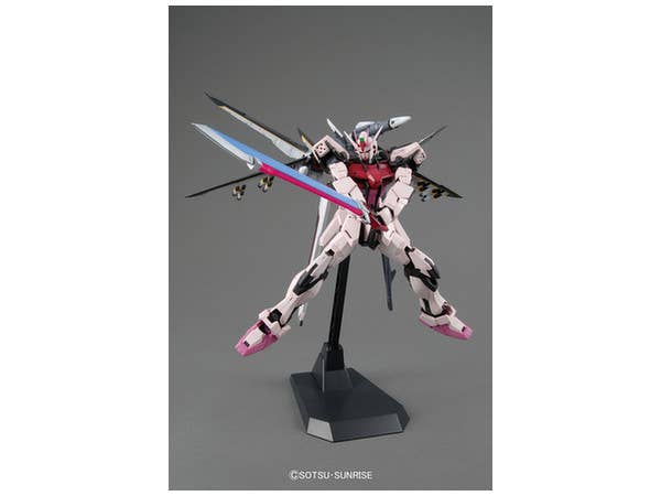 MG 1/100 嫣紅突擊高達 (鳳凰裝備) Ver. RM
